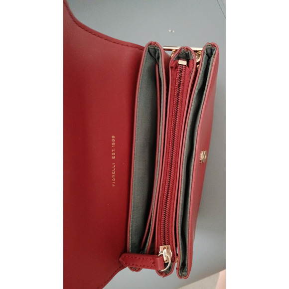 Fiorelli Floral Ladybug Print Burgundy Crossbody Purse Handbag Small Chain Strap - Picture 5 of 5